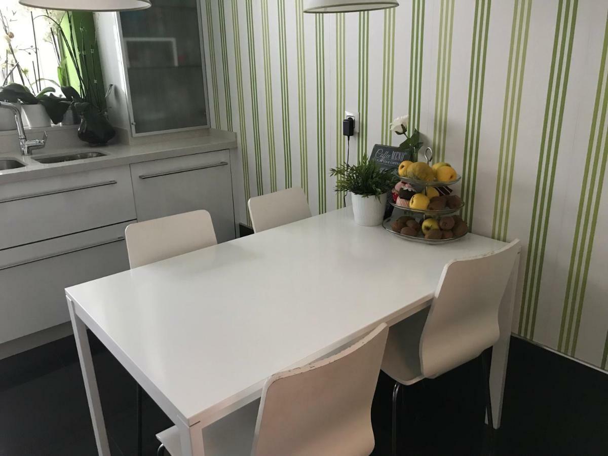Casa Castelao, Parking Gratuito Apartment Vigo Exterior photo